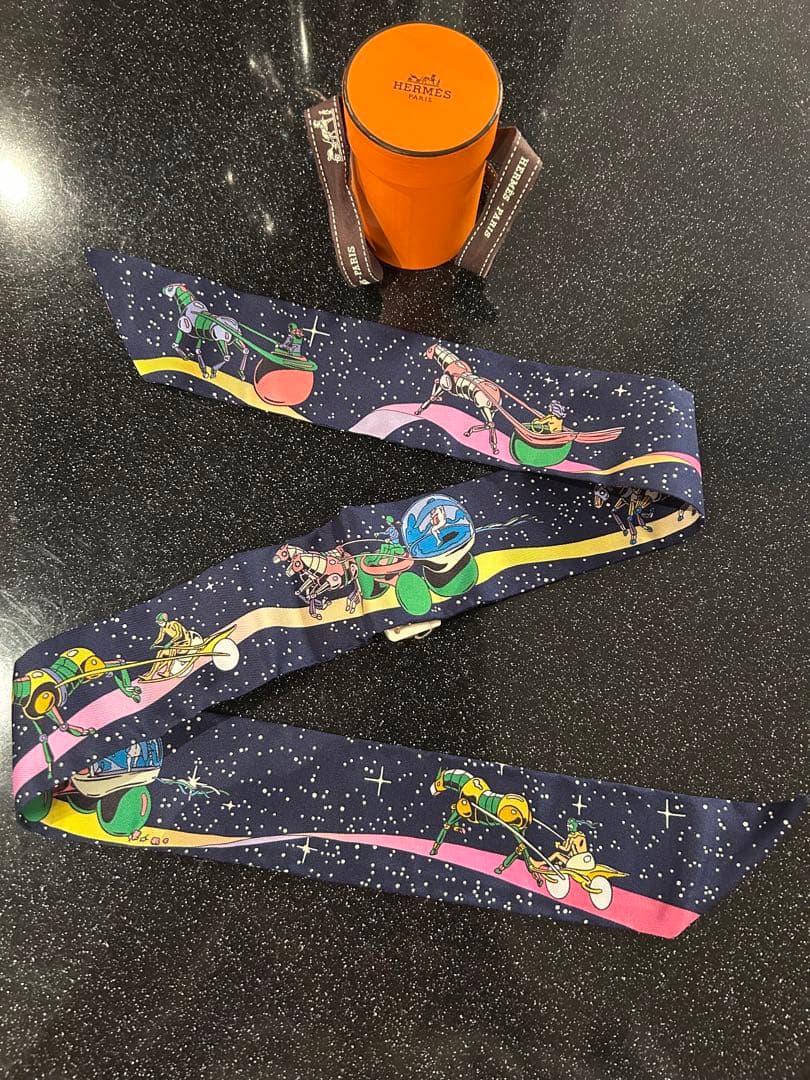 ◆新品未使用◆エルメス HERMES ツイリー　スペースダービー　ネイビー
