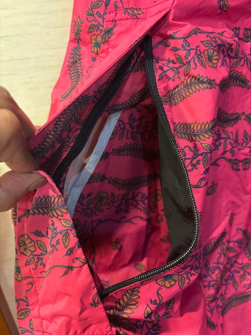 THE NORTH FACE 花柄レインコート ポンチョ　Lサイズ