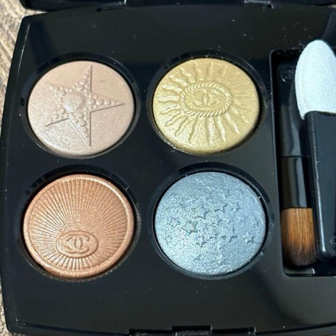 CHANELレキャトルオンブルブトン229ブトンステレール未使用品