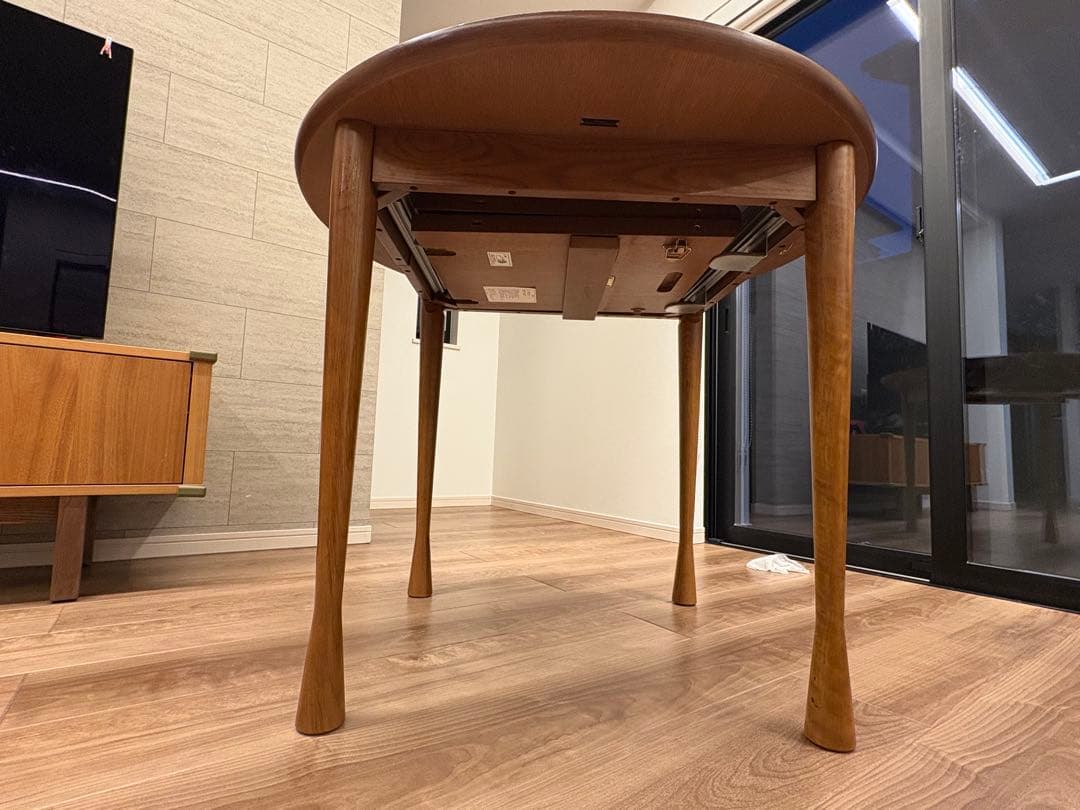 ダイニングテーブル AROS ROUND TABLE Brown