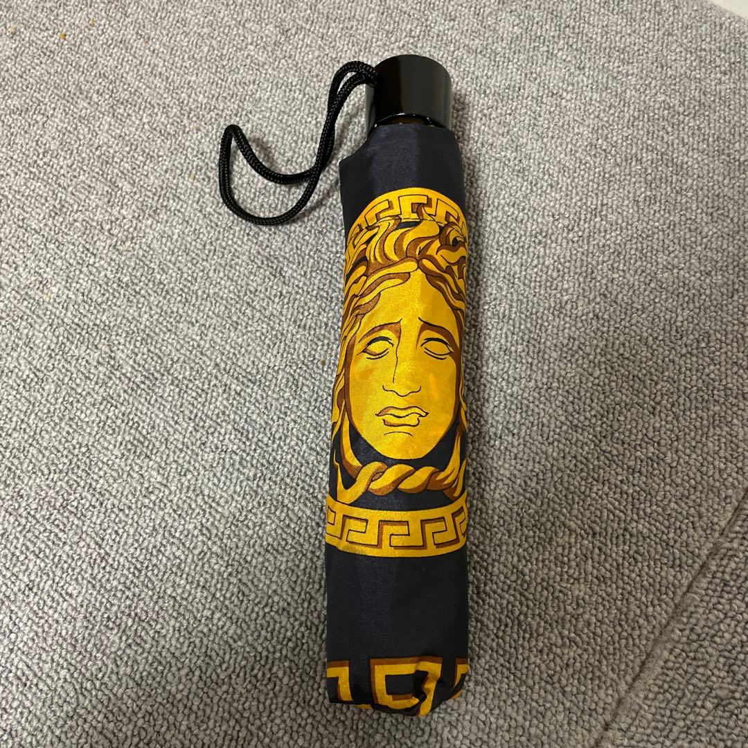 GIANNI VERSACE 折りたたみ傘　メデューサ柄