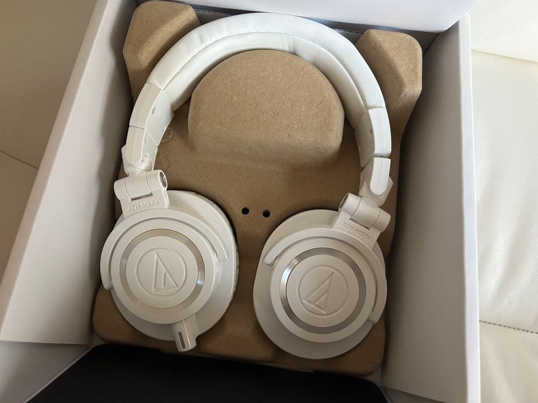 【箱/付属品付き】audio-technica ATH-M50x ヘッドフォン