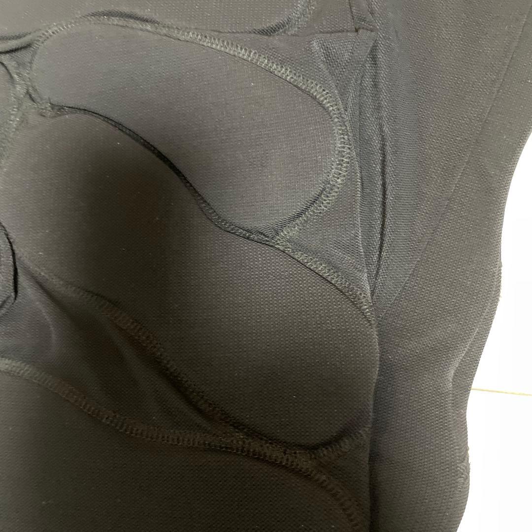 TripleEight T8 BUMSAVERS ヒッププロテクター　未使用　L
