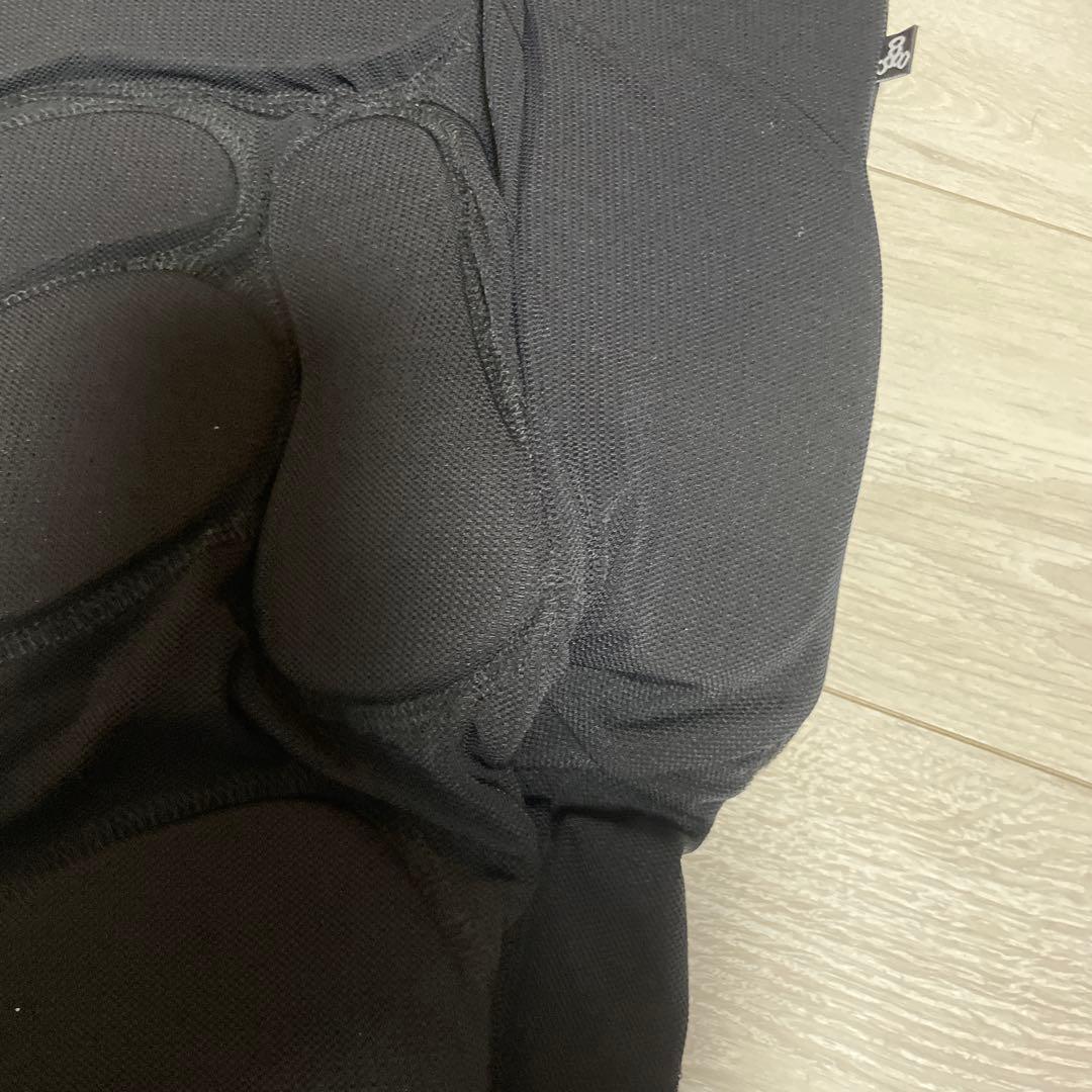 TripleEight T8 BUMSAVERS ヒッププロテクター　未使用　L