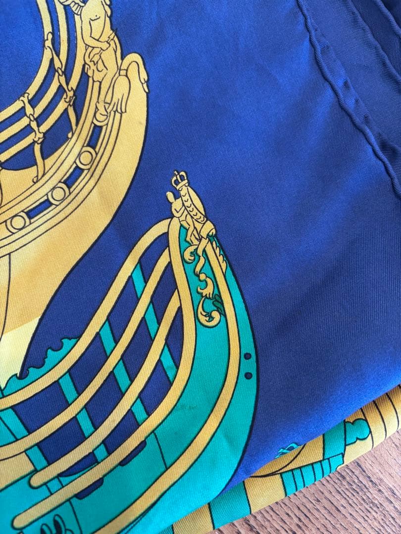 HERMES エルメス カレ90 プロテウス PROUES