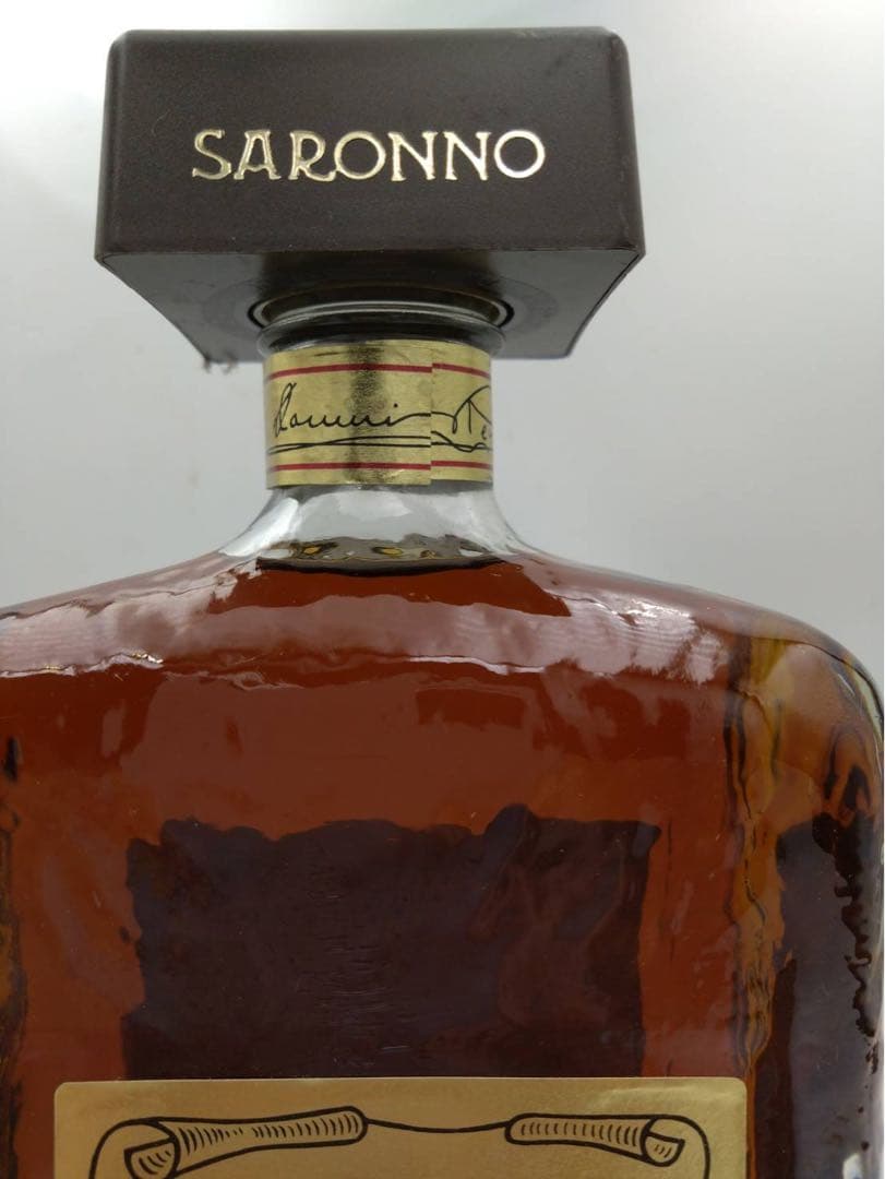 AMARETTO di SARONNO アマレットリキュール 700ml 箱付き