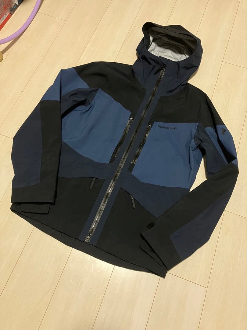 人気 ピークパフォーマンス GravityJacket Mサイズ 3レイヤー
