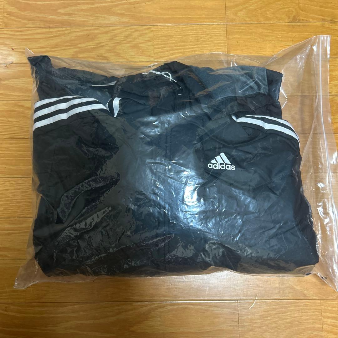 【タグ付き新品未使用品】アディダス ベンチコート GD9122 130サイズ