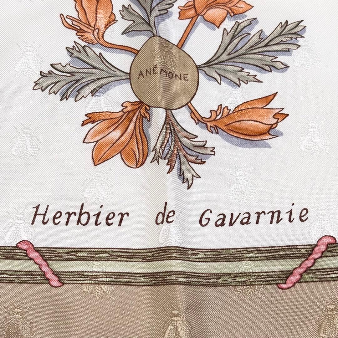 HERMES エルメス カレ90 ガヴァルニー 圏谷の押し花 スカーフ シルク