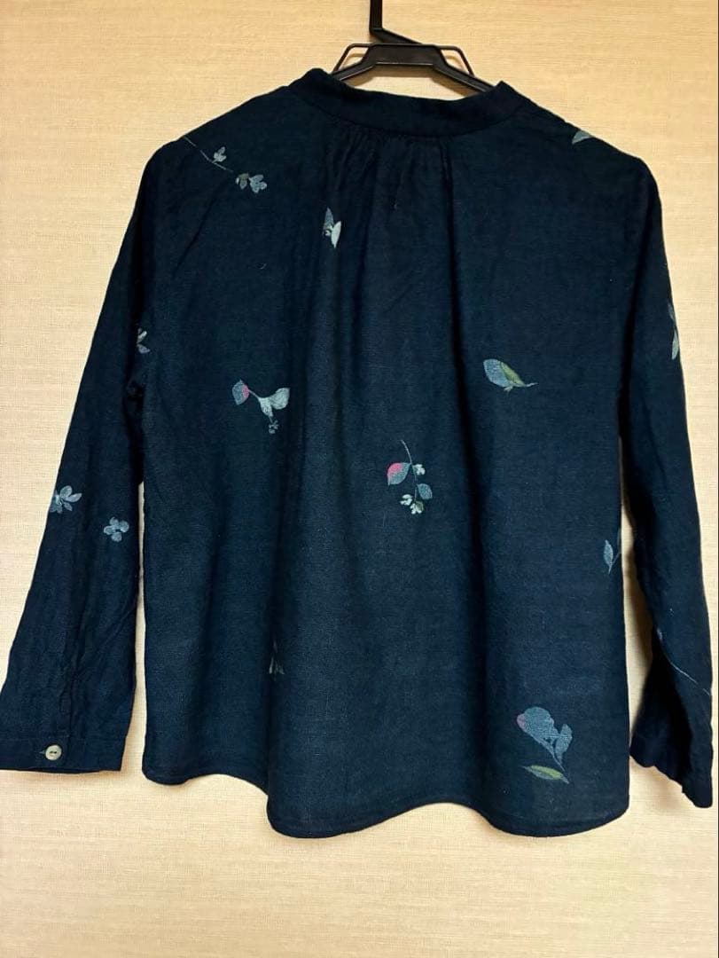パラスパレス　インディゴ抜染花柄シャツ