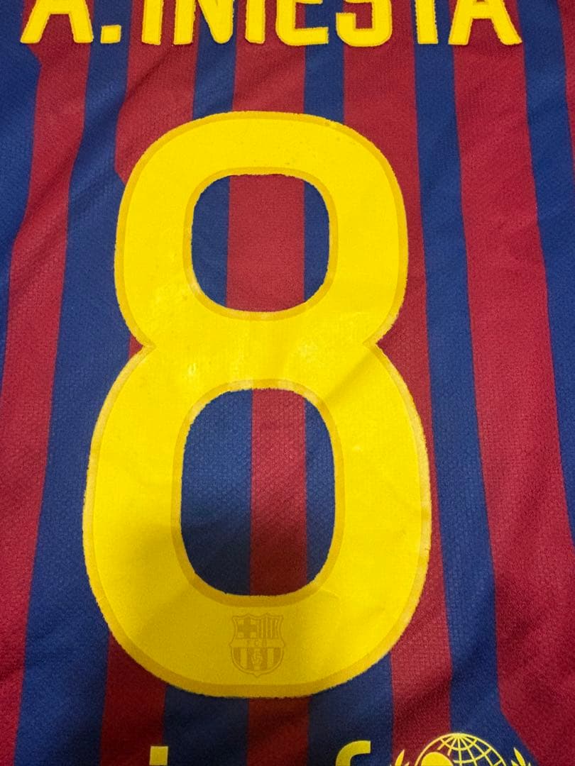 F.Cバルセロナ　イニエスタ8番ユニフォーム 2011-2012 NIKE