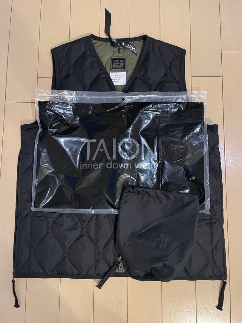 TAION ミリタリーVネックジップダウンベスト(収納袋付き)
