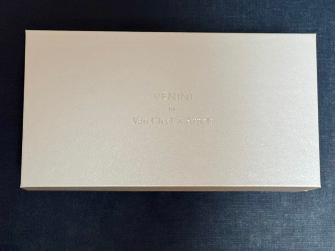 VanCleef & Arpels オーナメント