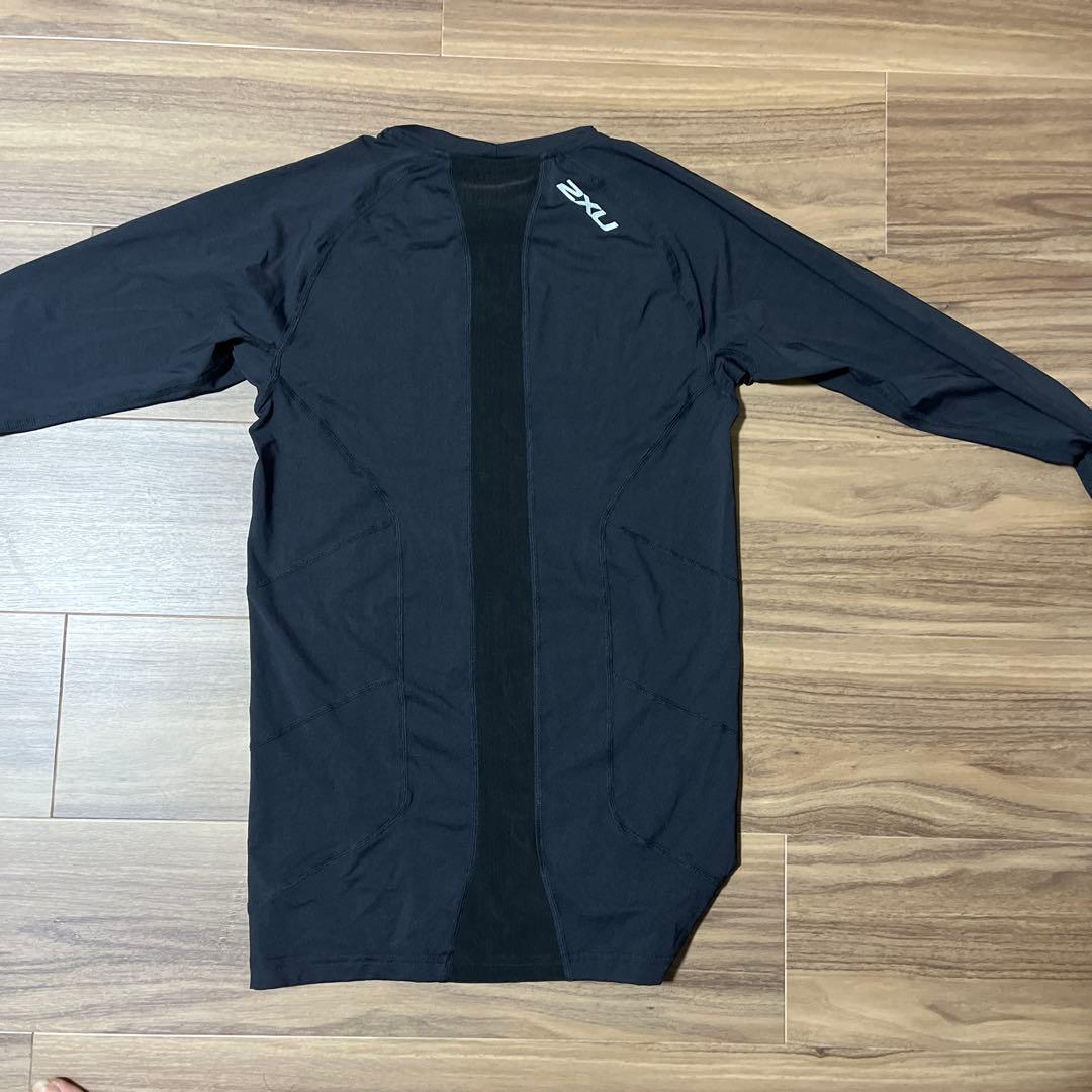 2XU ブラック 長袖 アンダーシャツLサイズ