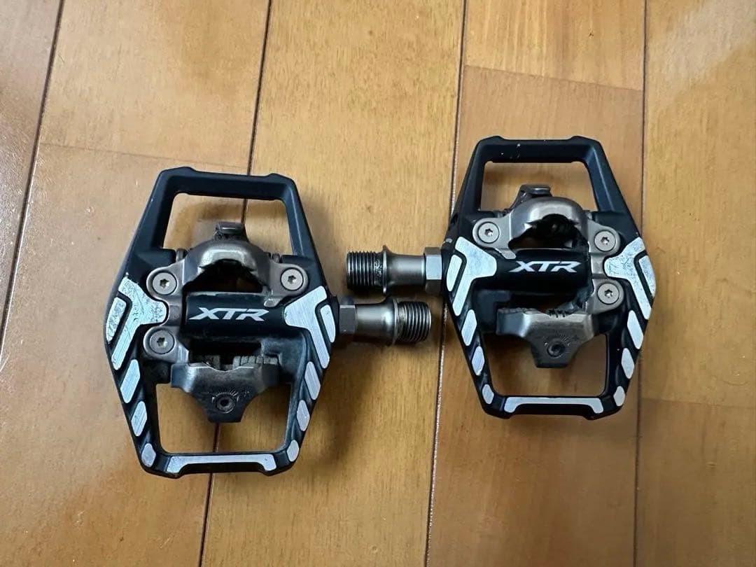 XTR ビンディングペダル 黒/シルバー