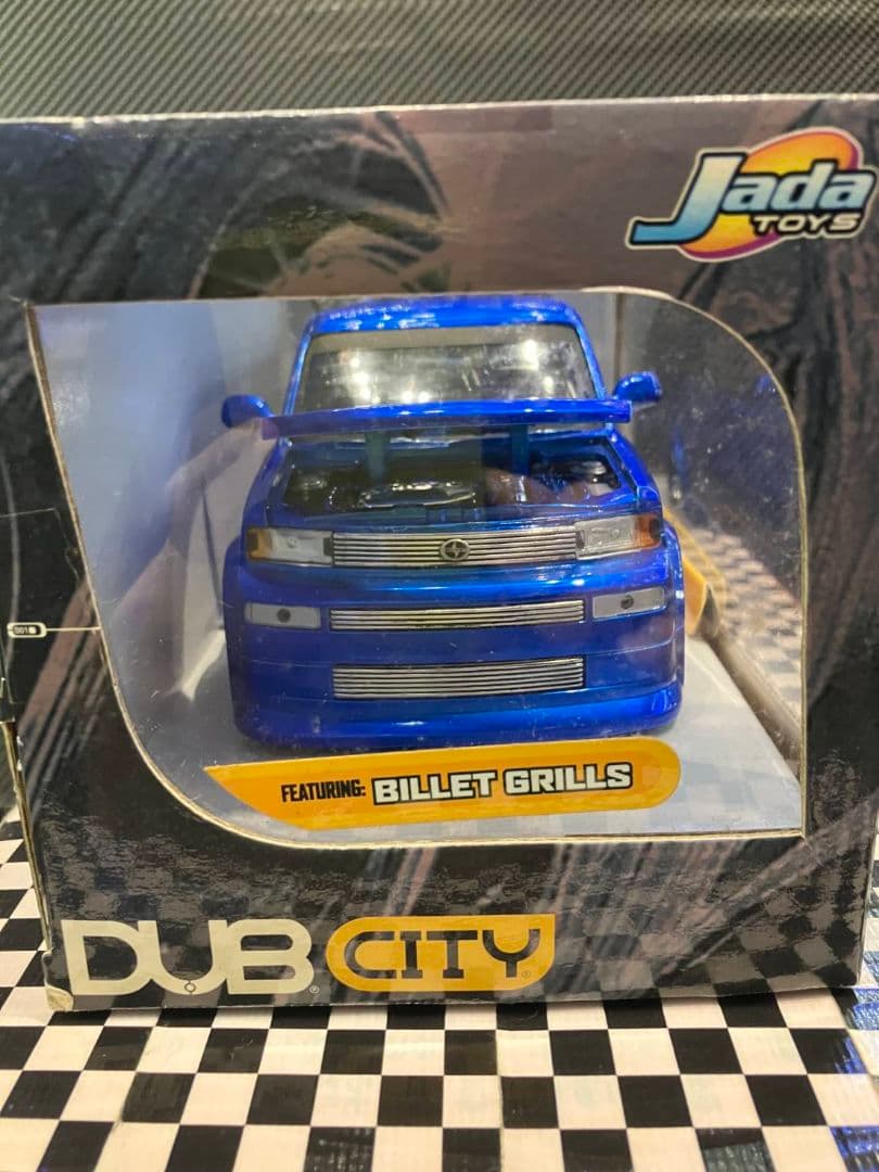 ミニカー jada DUB CITY SCION xB 1/24
