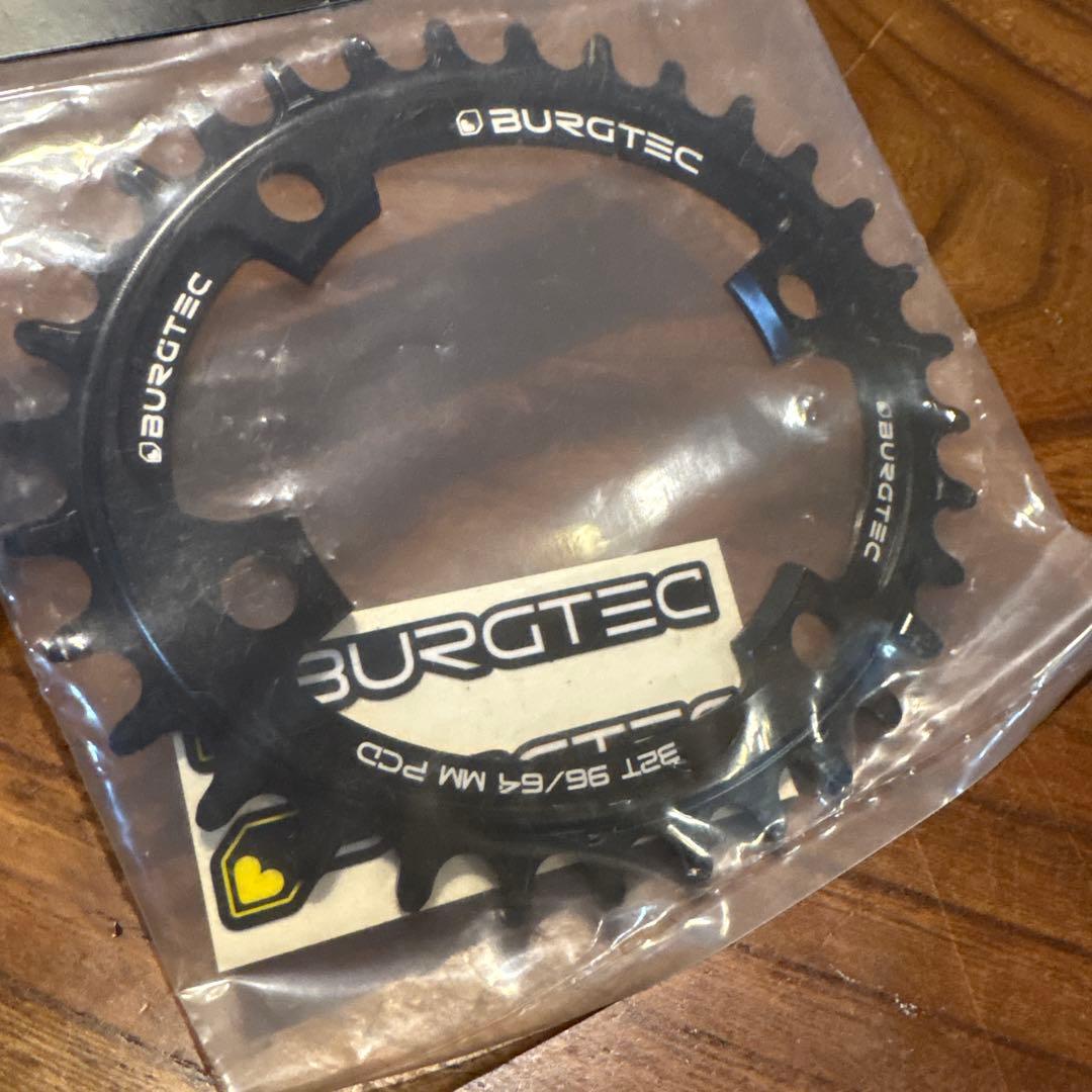BURGTEC OVAL 96/64 32T チェーンリングXTR M9000