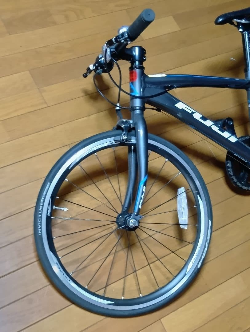 美品　FUJIフジABSOLUTE 20インチ ロードバイク　ジュニア　スポーツ