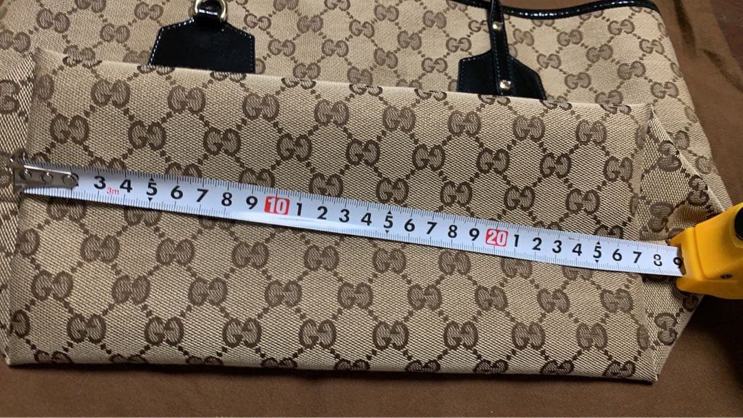 GUCCI GGパターンキャンバスバッグ