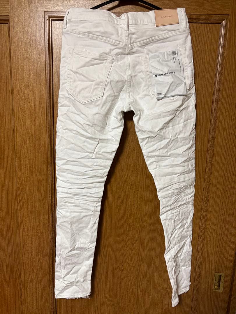 888くん着用Purplebrand P001 Optic white