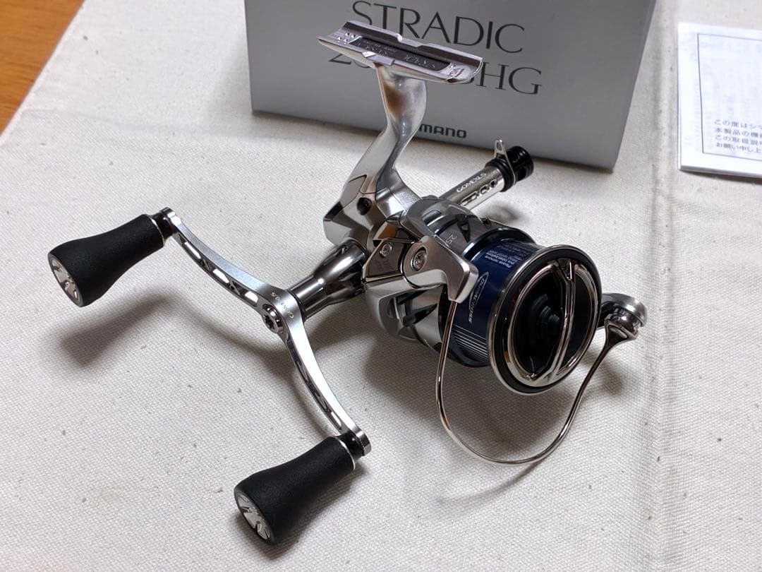 【未使用品】シマノ リール 23ストラディック 2500SHG【カスタム品】