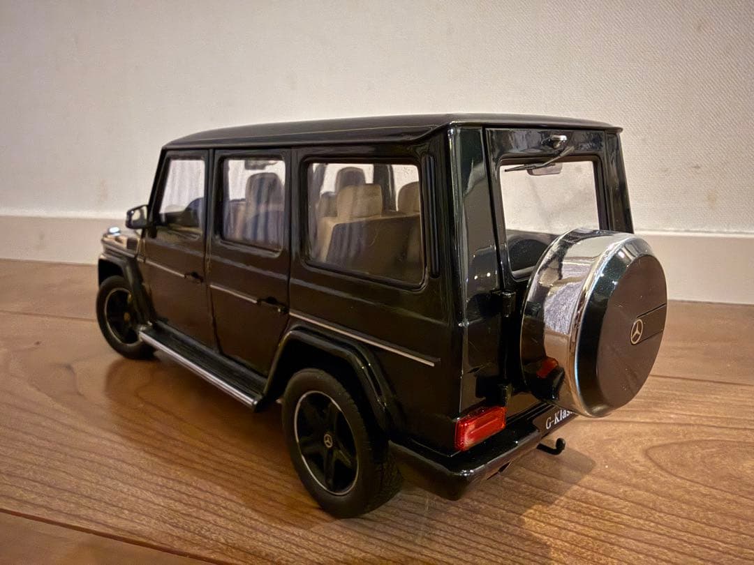 G Class ミニカー　1/18