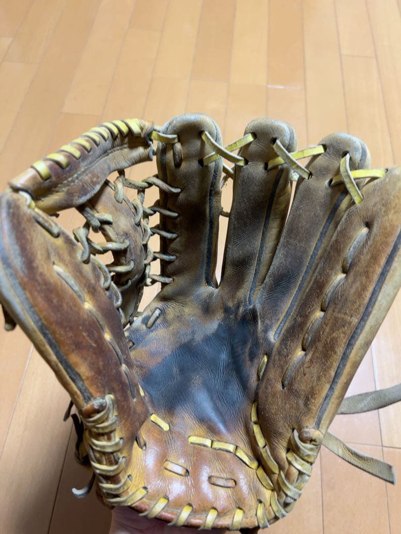 @*e様 Mizuno Proの右手用硬式グローブ（外野手）