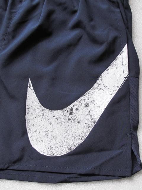 Nike Challenger XL ネイビーショーツ