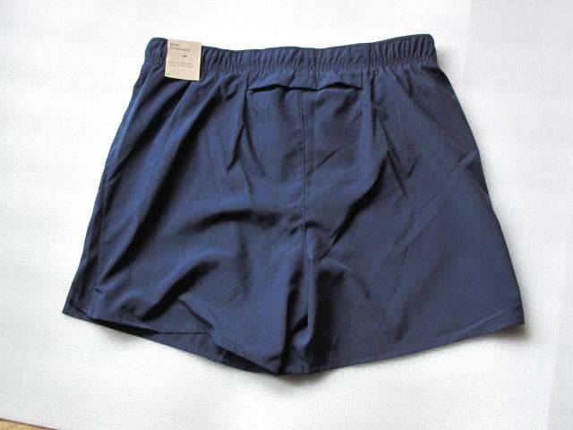 Nike Challenger XL ネイビーショーツ