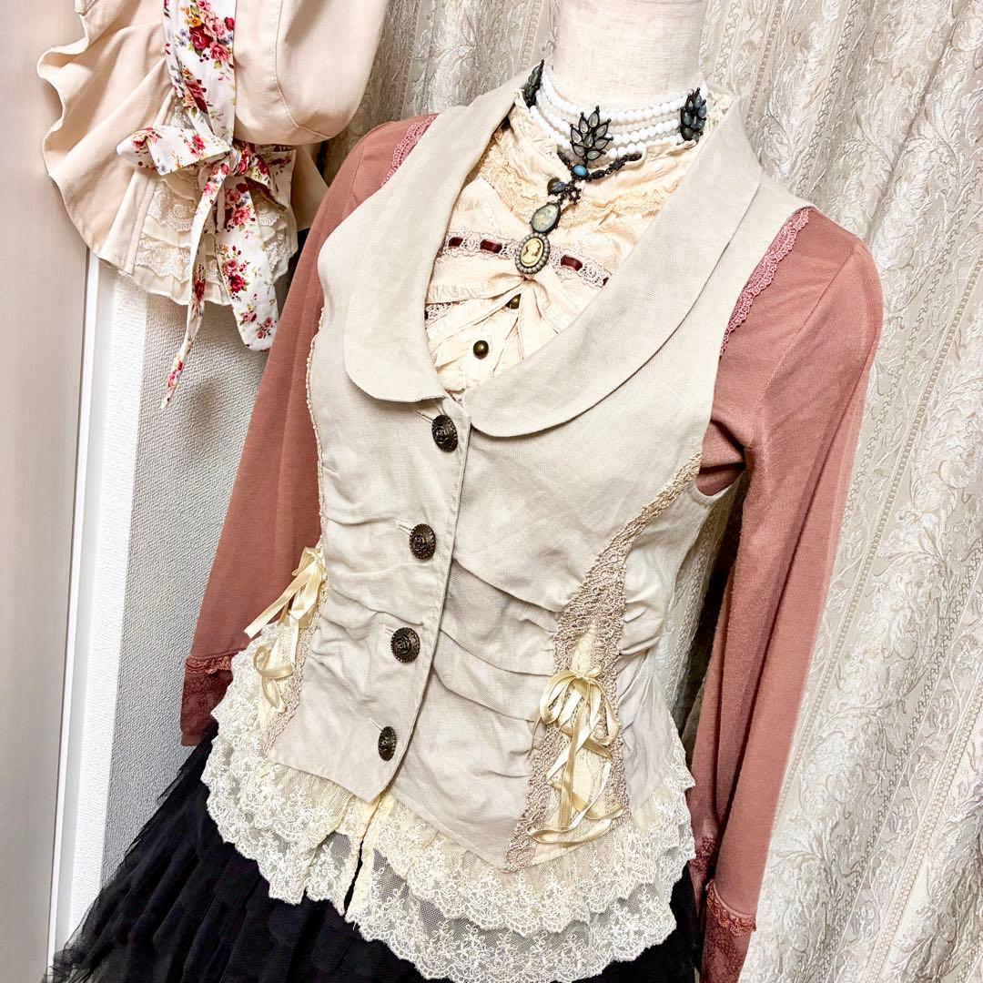 axes femme 裾レースW編み上げベスト　生成り　Y2K 森ガール　姫系