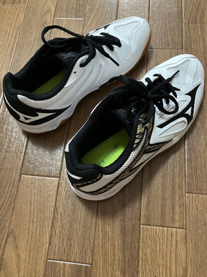 Mizuno サンダーブレードIII24.0白/黒 ひじ膝サポーター付き