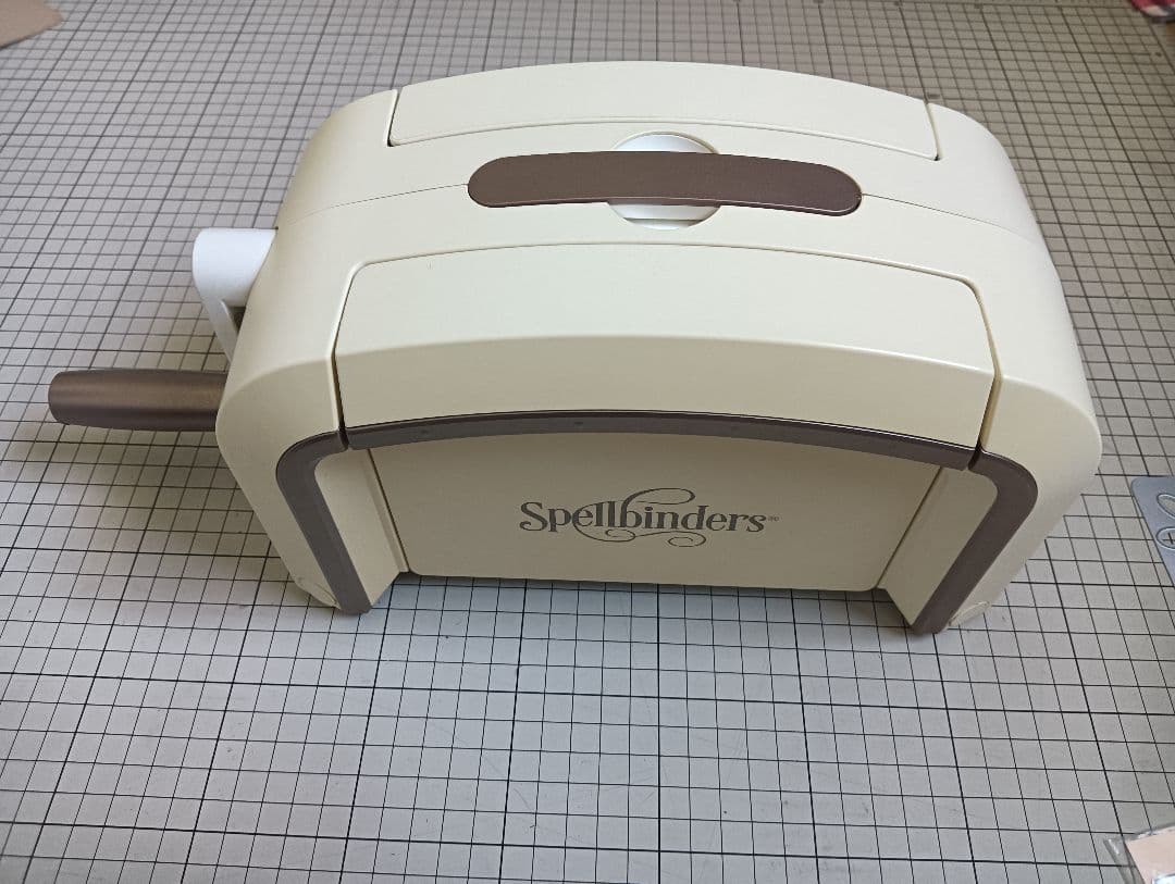 【Spellbinders PLATINUM 6 】ダイカットマシン