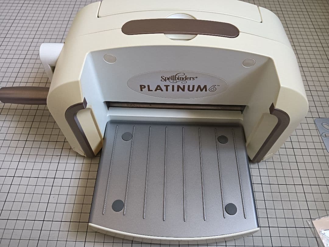 【Spellbinders PLATINUM 6 】ダイカットマシン