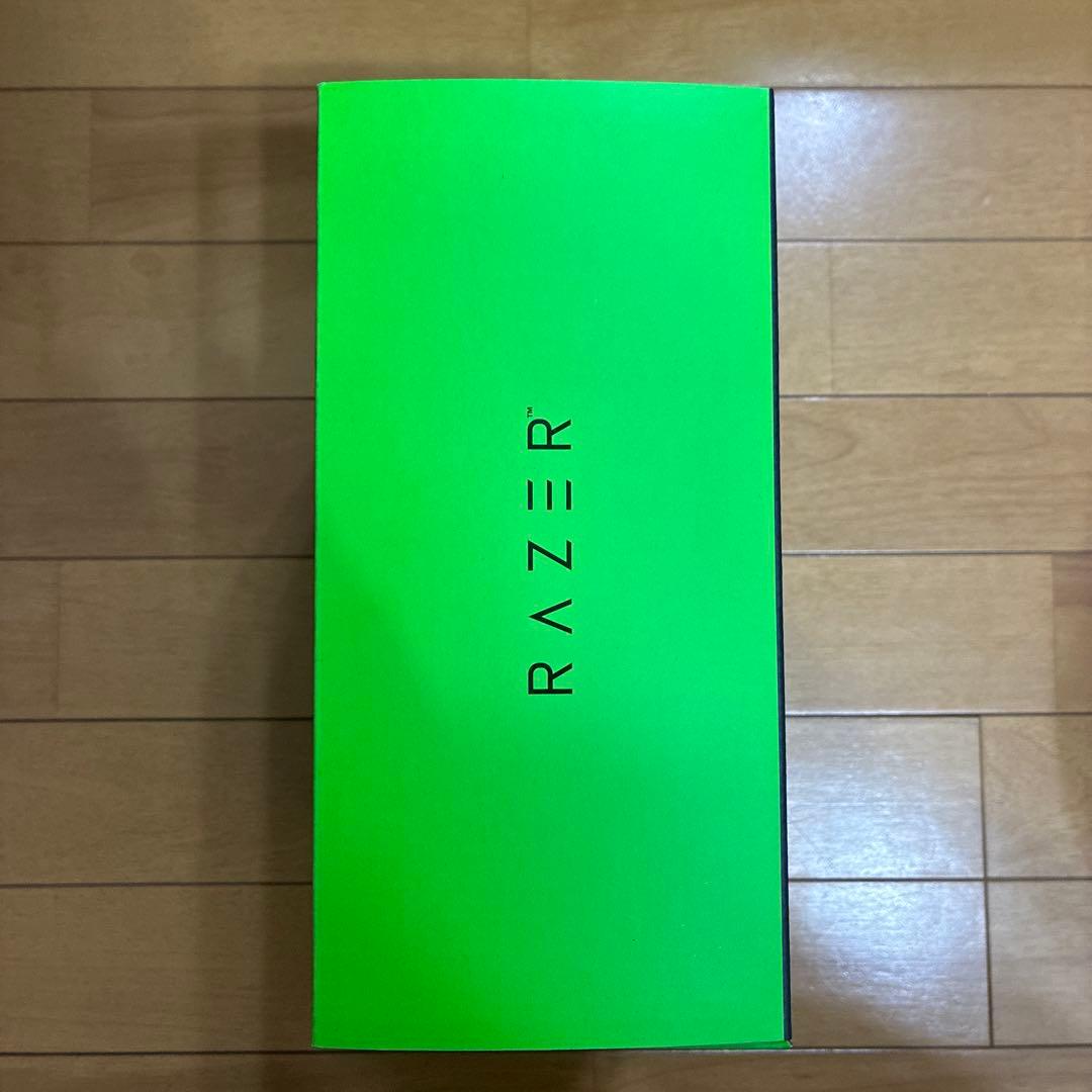 新品 Razer ゲーミングヘッドセット　Razer Kraken