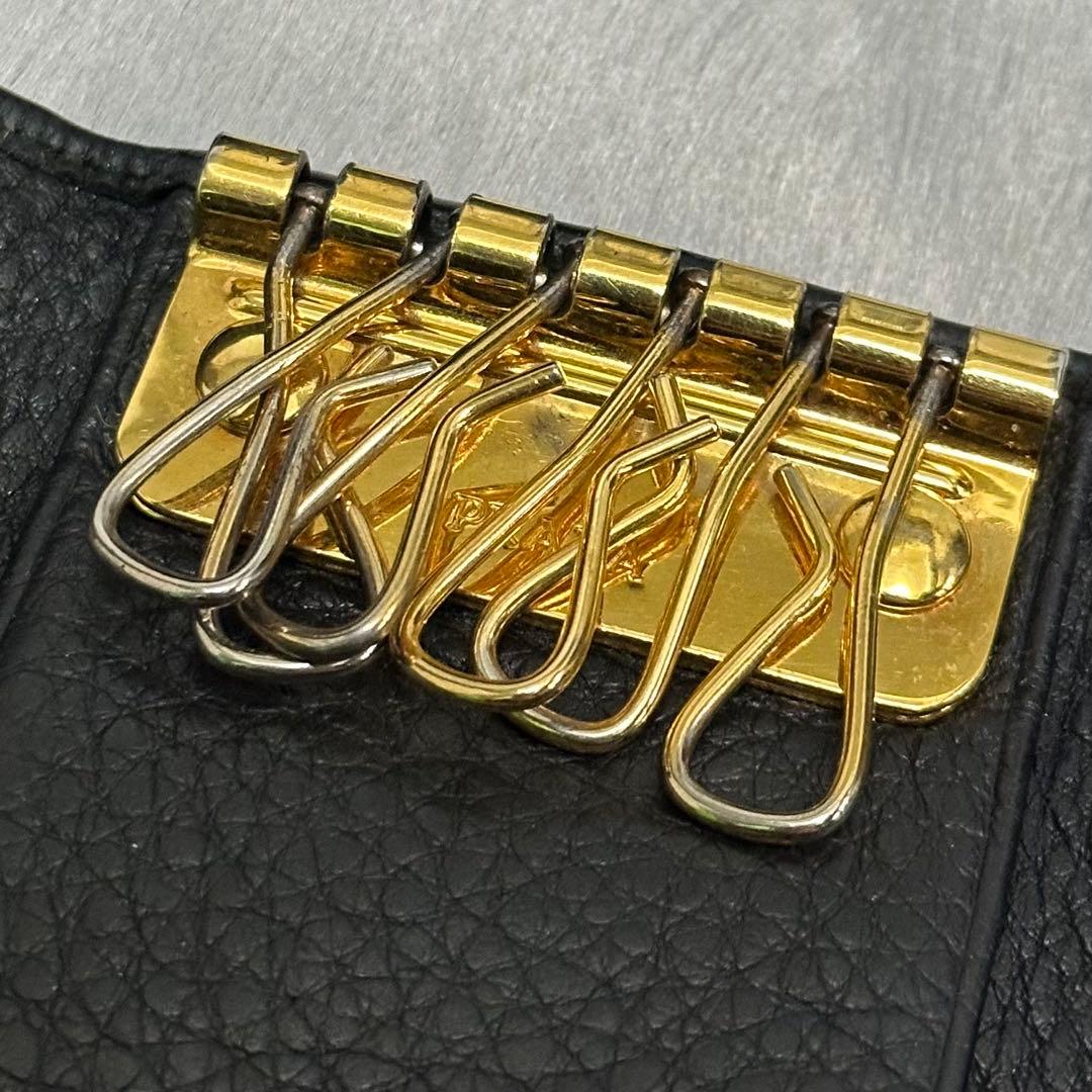 PRADA プラダ　キーケース　6連　ゴールドロゴ シボ革　ブラック