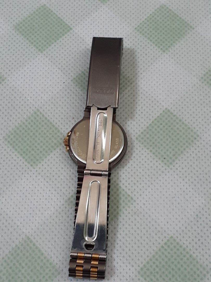 TISSOT 青文字盤 金属ベルト時計