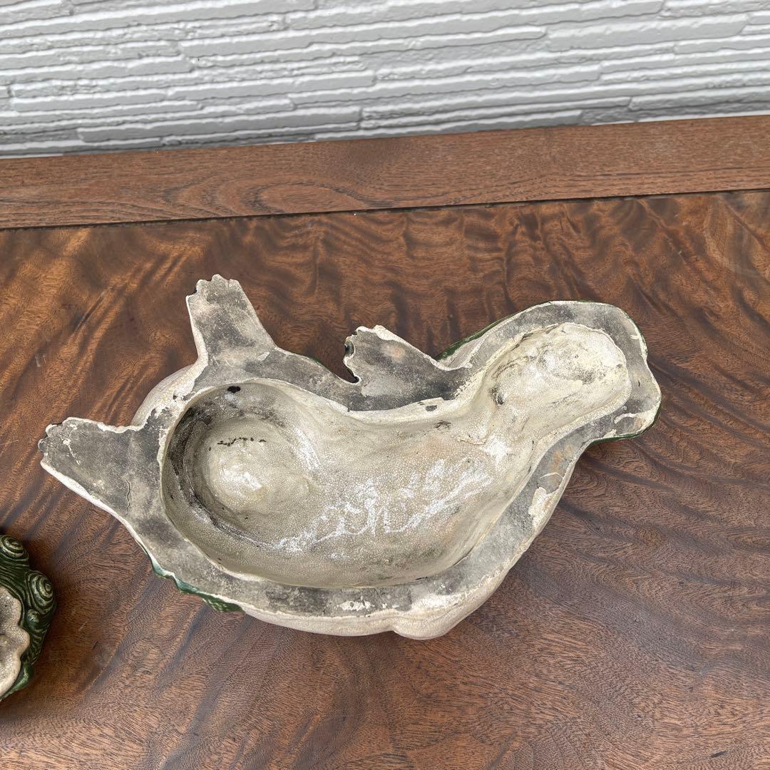 陶器製 獅子の形状の装飾品