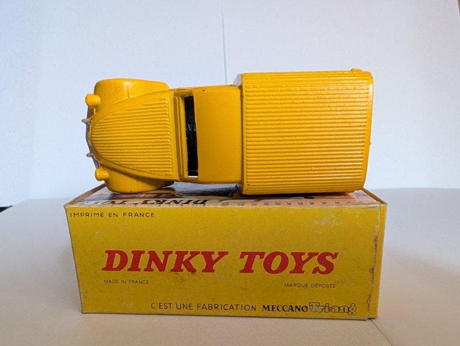 仏Dinky ビンテージ　シトロエン2 CV 郵便車　オリジナルNo:560