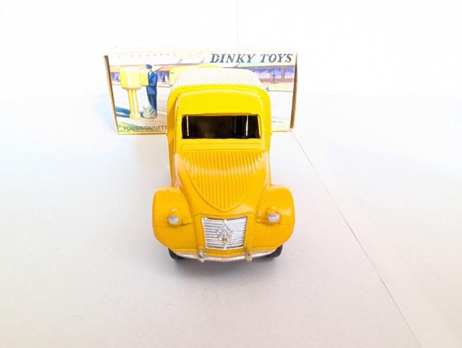 仏Dinky ビンテージ　シトロエン2 CV 郵便車　オリジナルNo:560