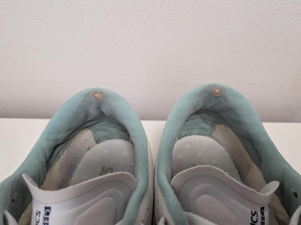asics　マジックスピード4　27㎝
