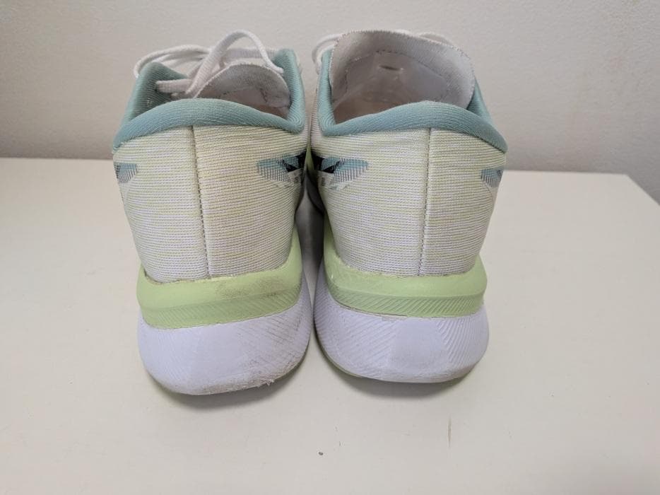 asics　マジックスピード4　27㎝