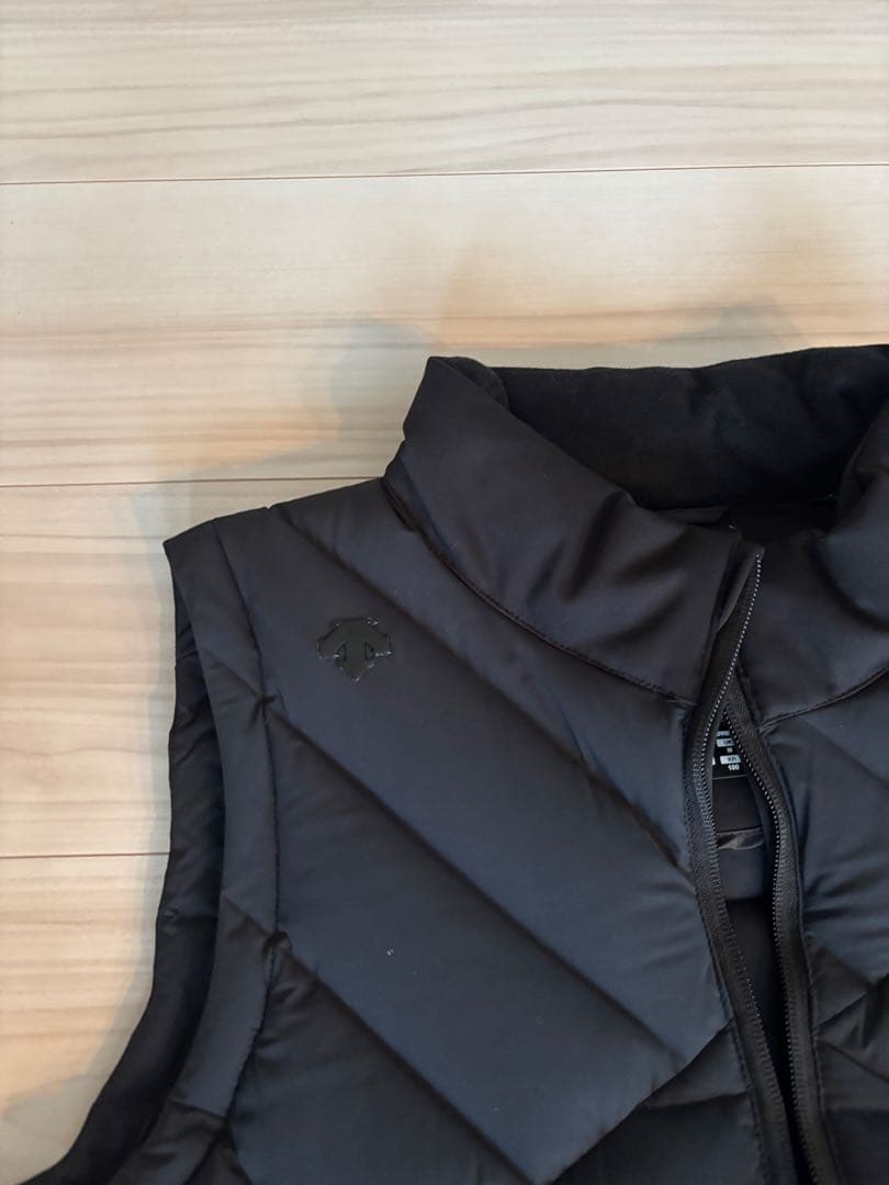 DESCENTE GOLF ブラックダウンベスト