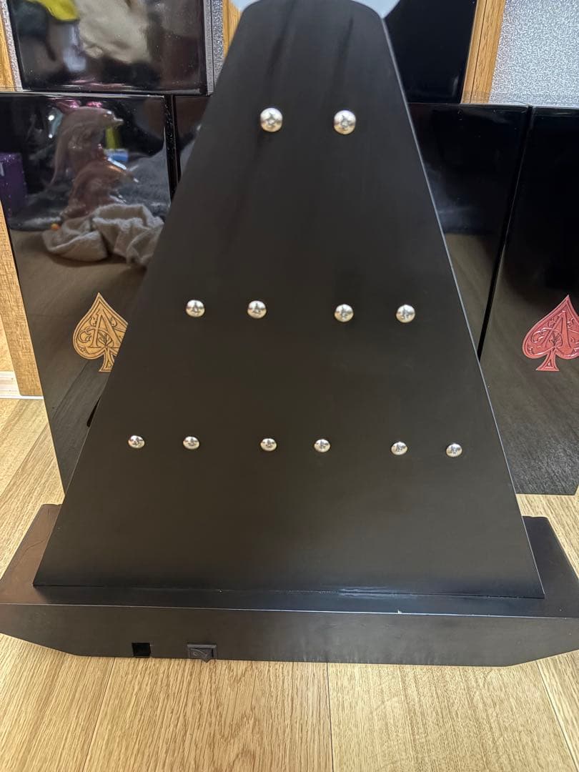 コカボム　タワー　LED