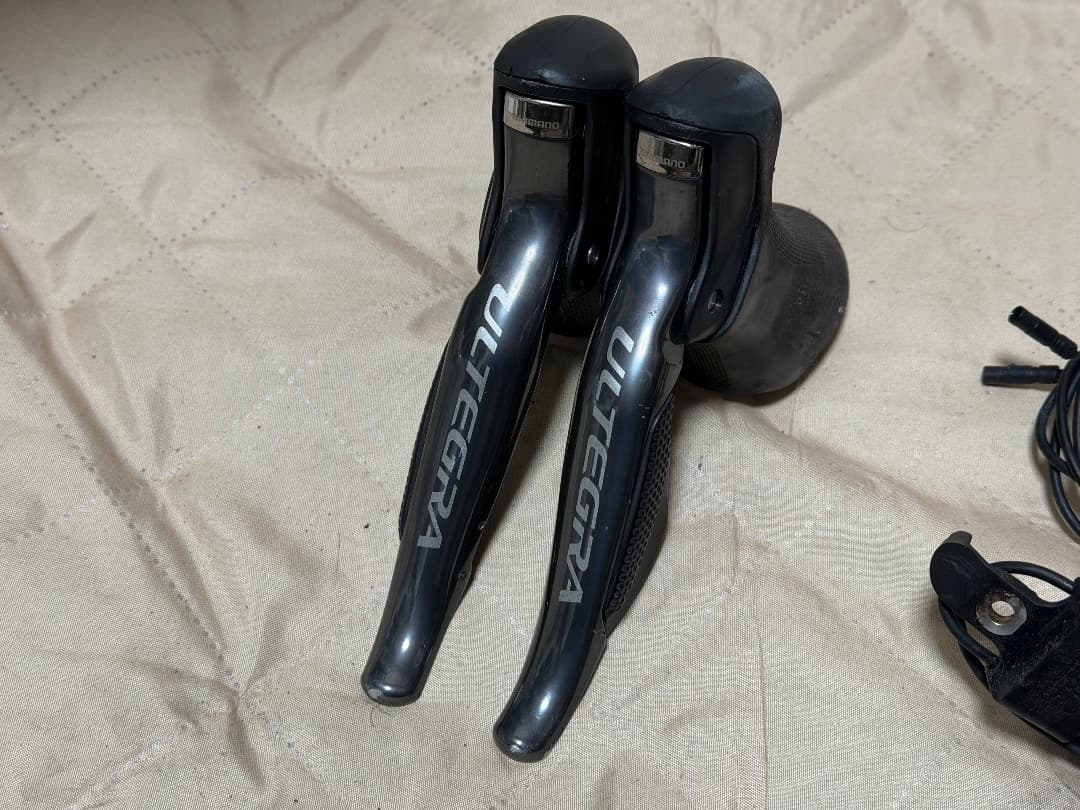 Shimano Ultegra 6770 Di2 コンポーネントセット