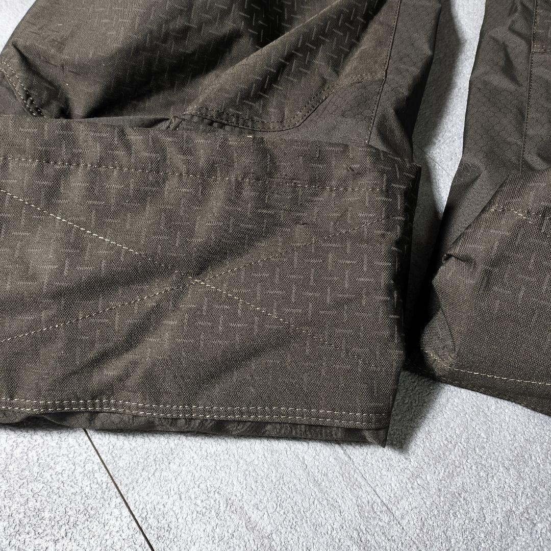 ヘリーハンセン ハニカム模様 こげ茶 モカブラウン スノーボードウェア Mサイズ