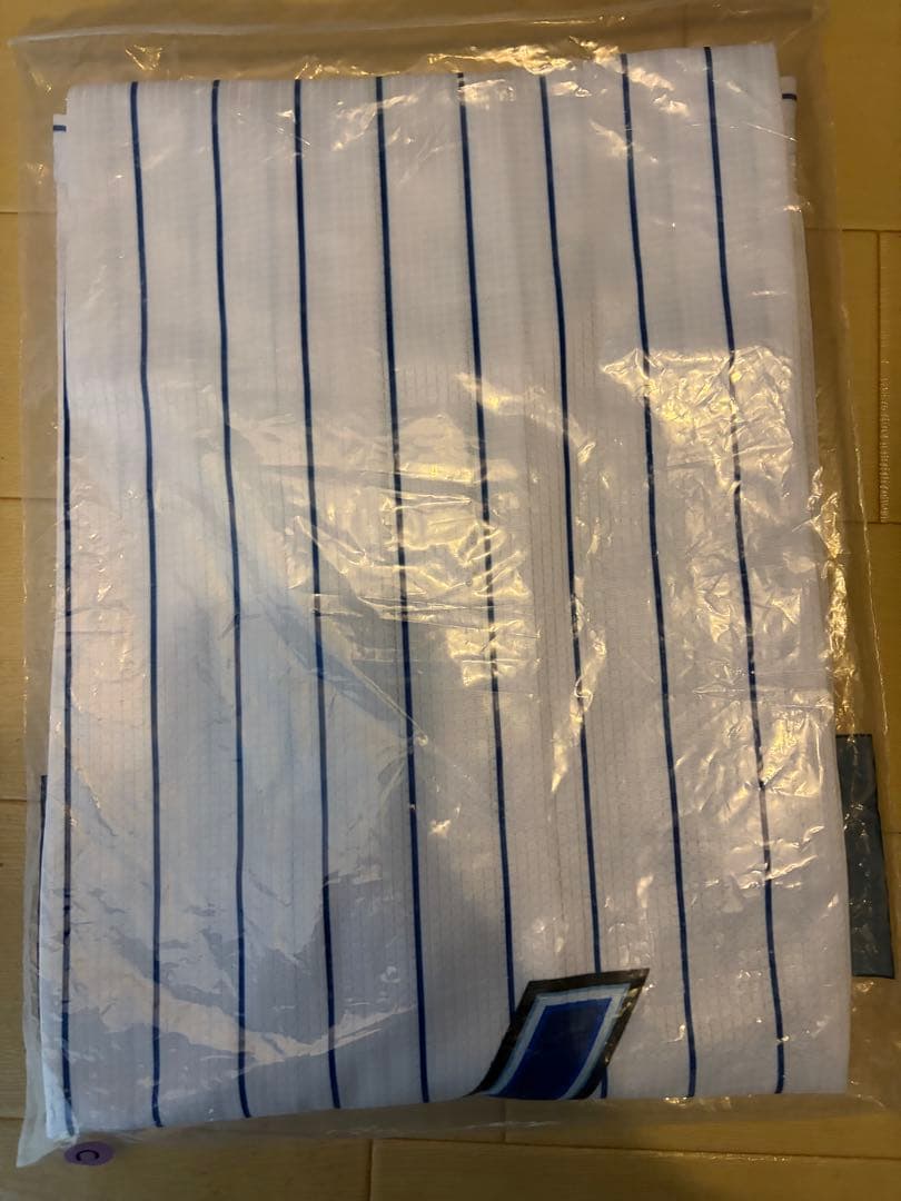横浜DeNAベイスターズ　レプリカユニフォーム　佐野恵太