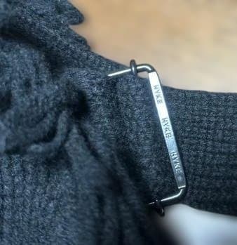 ハイク HYKE フリンジ付き ブラック 黒 ニット ベスト ウール ジレ