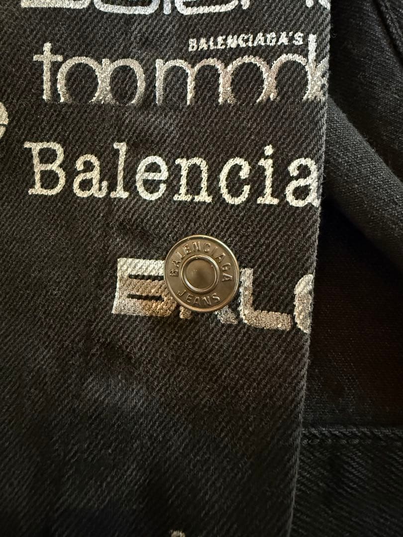 BALENCIAGA ロゴプリント デニムジャケット