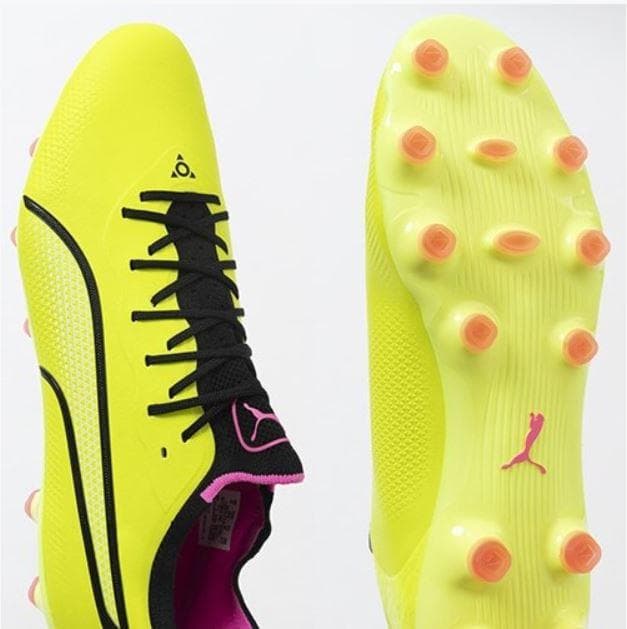 新品 定価2.3万円 PUMA プーマ サッカーシューズ スパイク 28cm