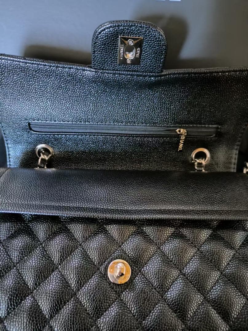 Chanel A01112 チェーンショルダーバッグ シルバー金具 ノベルティ